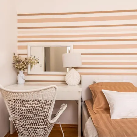Holiday home Beautiful Home In Martinscica With Wifi