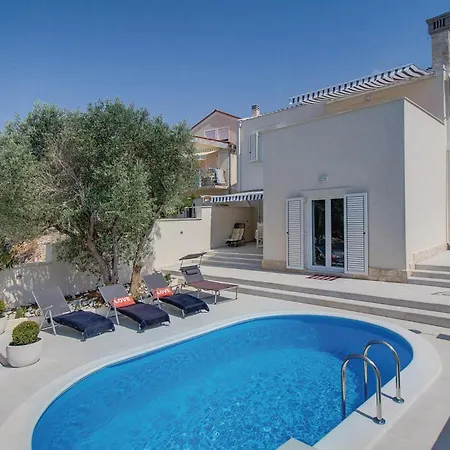 Holiday home Beautiful Home In Martinscica With Wifi Martinscica (Cres)