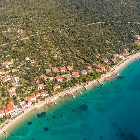 Beautiful Home In Martinscica With Wifi * Martinscica (Cres)